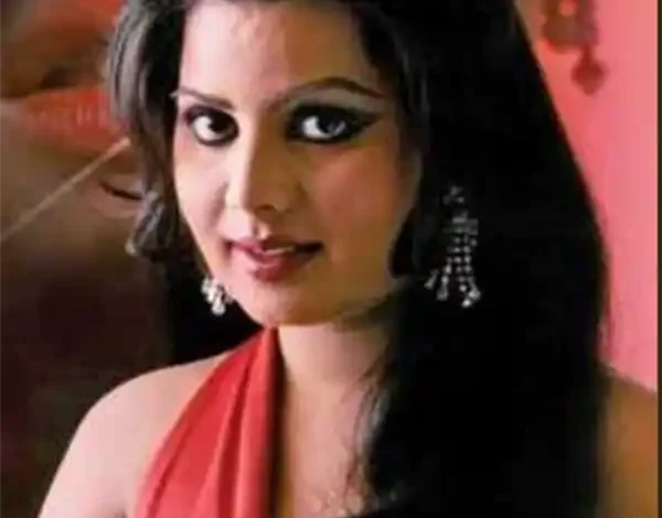 sulakshana pandit bollywood singer actress