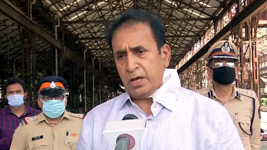 وزیر داخلہ انیل دیشمکھ