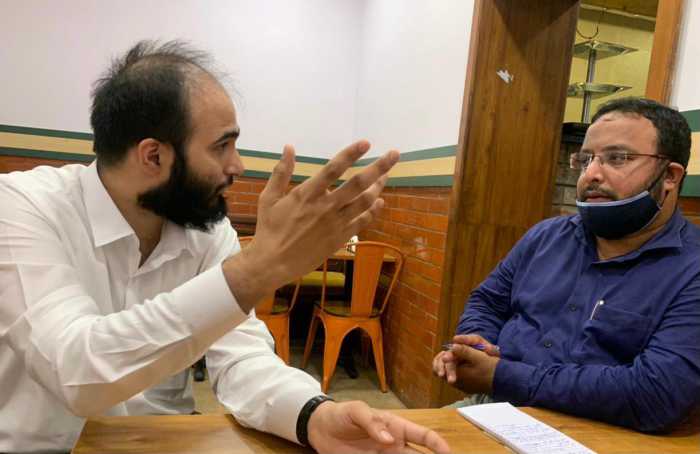 کورونا کی توثیق پر ہمت رکھیں حماقت نہ کریں