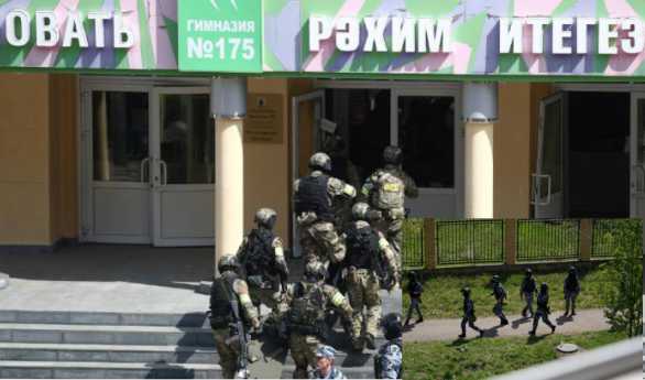 Russian school, 11 killed by gunmen-