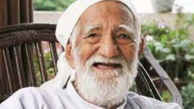 Sunderlal-Bahuguna-chipko-movement