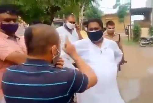 ایم ایل اے کو گاؤں میں داخل نہ ہونے دینے کی بات کرنے لگے ۔