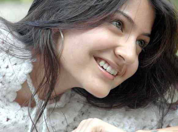 Anushka-Sharma
