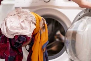 mistakes-in-washing-and-drying-clothes-that-make-you-sick