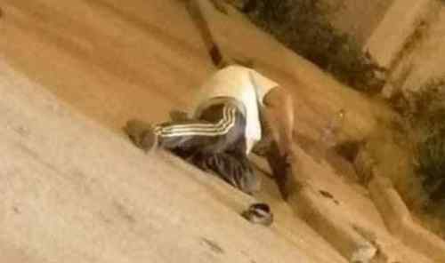 مشهد-يدمي-القلب-تونسي-يلفظ-أنفاسه-وهو