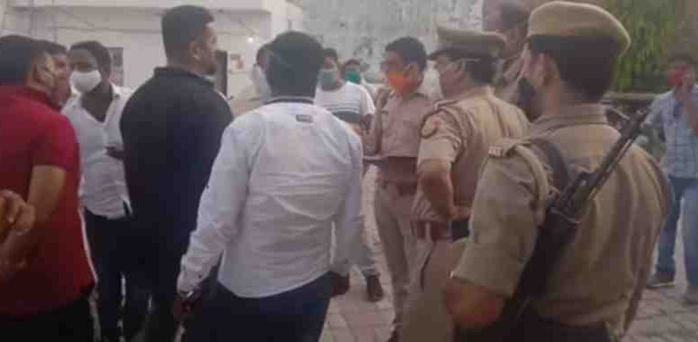 Munawar Rana's son fires at himself to trap his cousins: Police claim