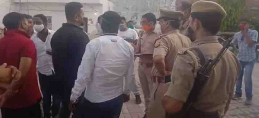 Munawar Rana's son fires at himself to trap his cousins: Police claim