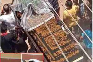 The bride dies just moments before leaving for Egypt, mourning at home