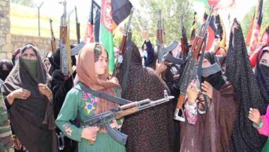 afghan-Taliban-ladies-weapons