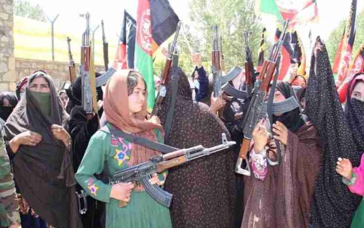 afghan-Taliban-ladies-weapons