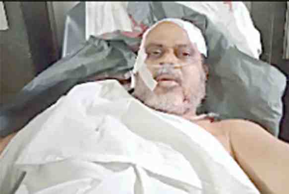 assistant-professor-womens-college-kothi-nazir-ahmad-seriously-injured-in-assassination-attempt