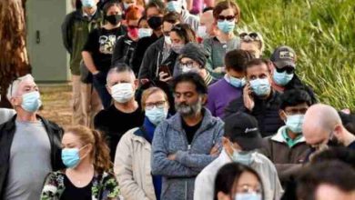 scenes-like-the-hunger-games-vaccination-race-in-australia