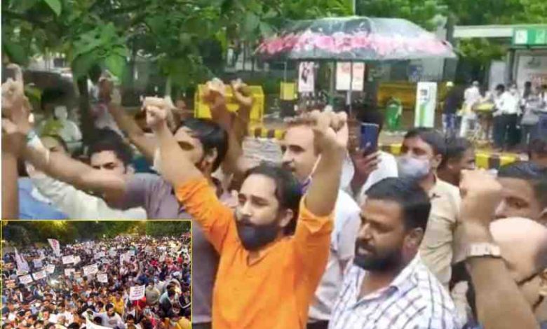 Anti-Muslim Slogans Raised At Delhi Jantar Mantar
