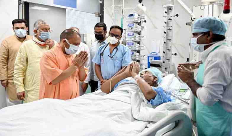Former- Chief- Minister -kalyan-singhs-condition-critical-up-cm-yogi-adityanath-pays-visit-at-lucknow-hospital