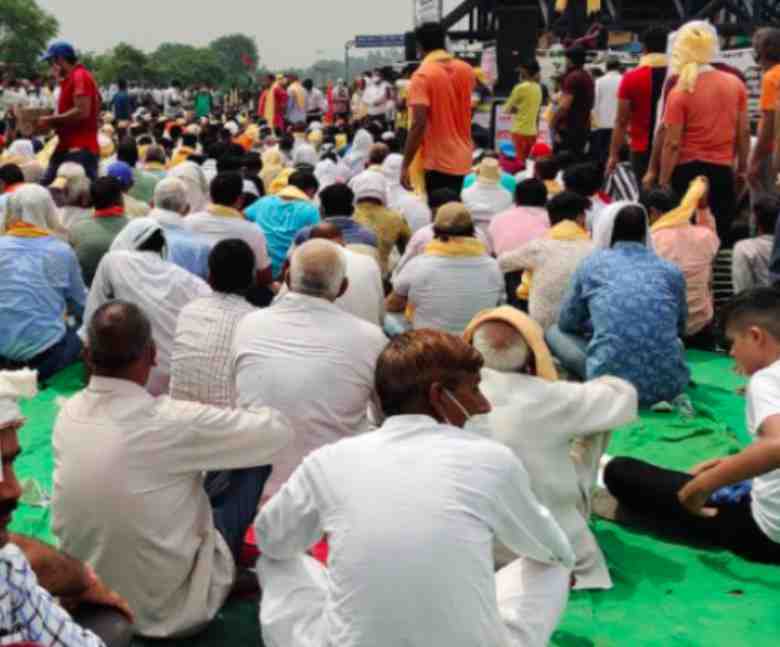 Hindutva Groups Target Haj House in Dwarka