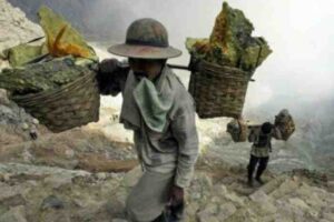 afghanistan-is-full-of-gold-copper-and-lithium-underground-who-will-get-this-treasure