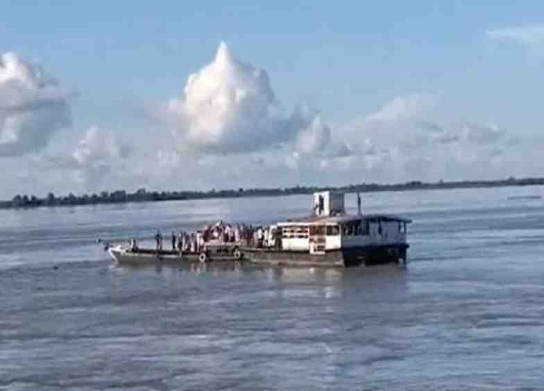 ASSAM-Boat capsizes after collision with ferry