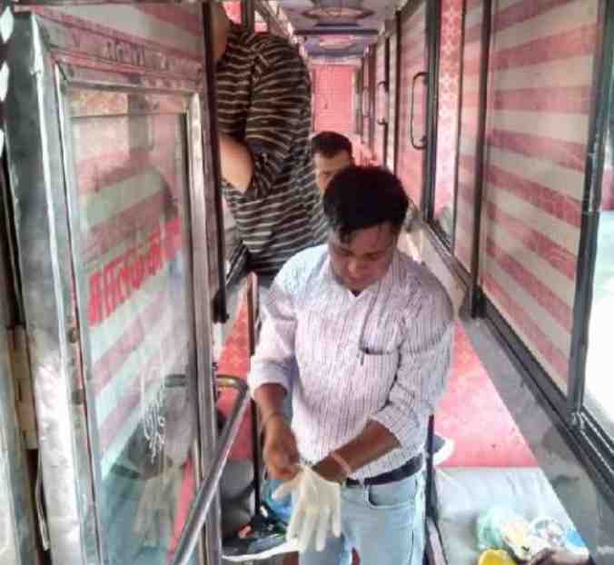 Firozabad Rape of daughter in sleeper bus, molestation of mother