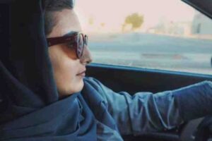 driving-training-for-women-at-a-driving-school-in-saudi-arabia