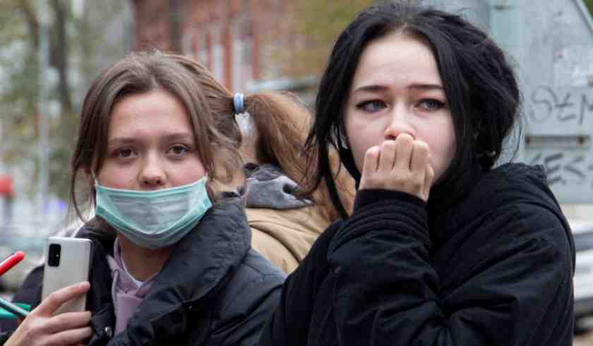 eight-killed-in-russian-university-shooting-gunman-in-hospital