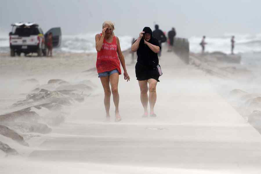 US: Hurricane Nicholas expects heavy rains in Gulf Coast, Louisiana declares state of emergency