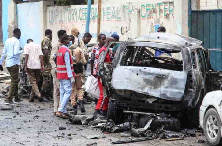 somalia-a-suicide-bomber-killed-eight-people-near-the-presidential-palace-in-mogadishu