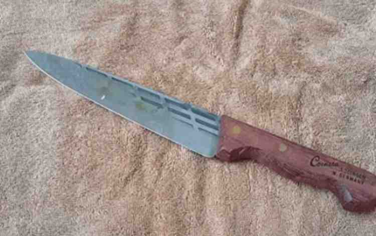 knife