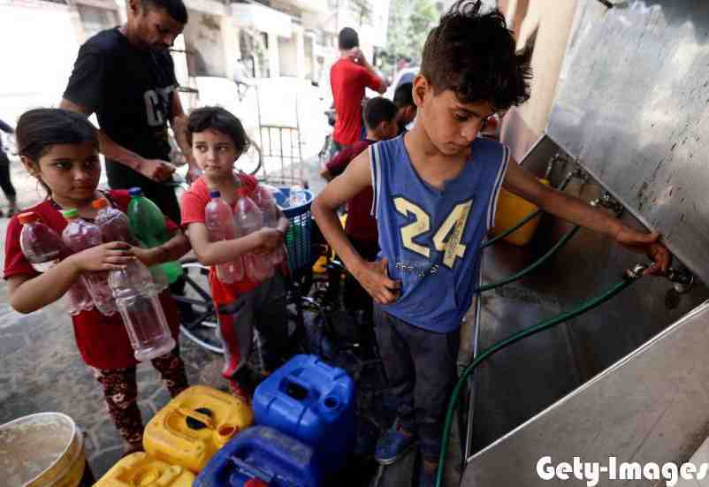 israeli-sanctions-97-of-gazas-population-forced-to-drink-poisonous-water