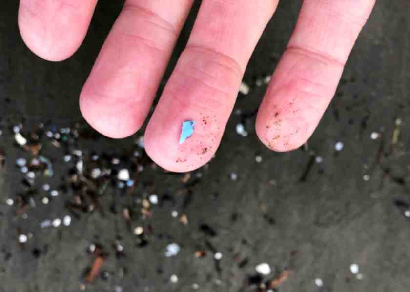 microplastics-impact-on-climate-change-plastic-particles-in-the-atmosphere-are-causing-global-warming