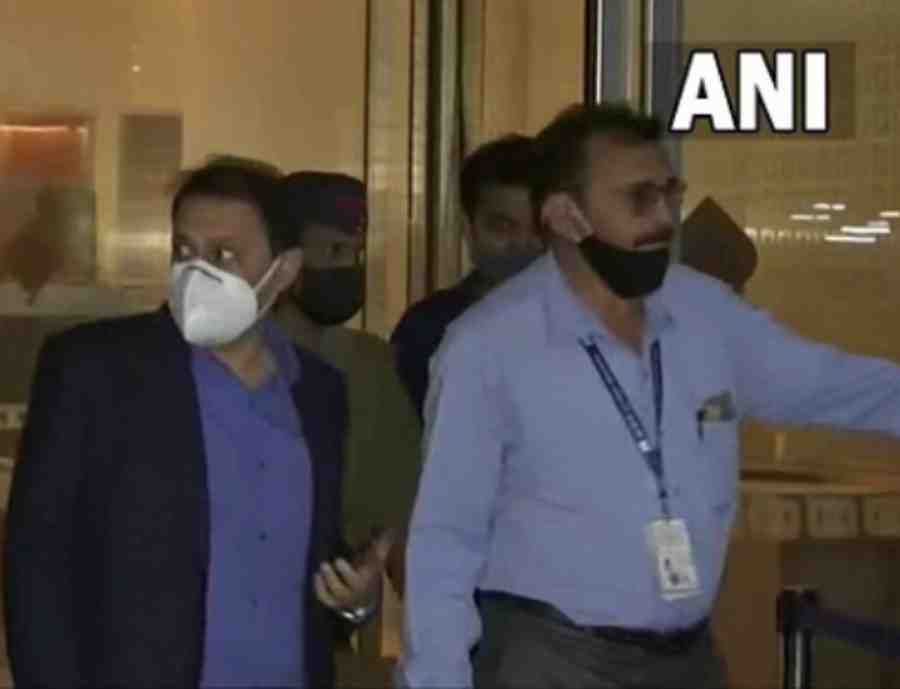 will-the-truth-come-out-the-ncbs-sit-team-reached-mumbai-to-investigate-six-cases-including-aryan-khans-drug-case