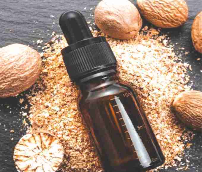 jaifal-Nutmeg  oil