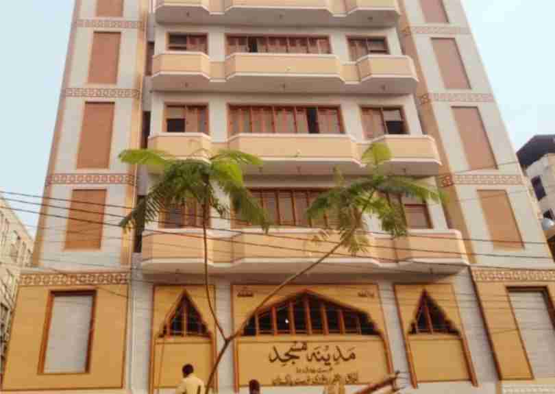 Madina Mosque in Karachi
