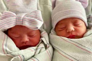 US The Story of Twins Born in Two Different Years