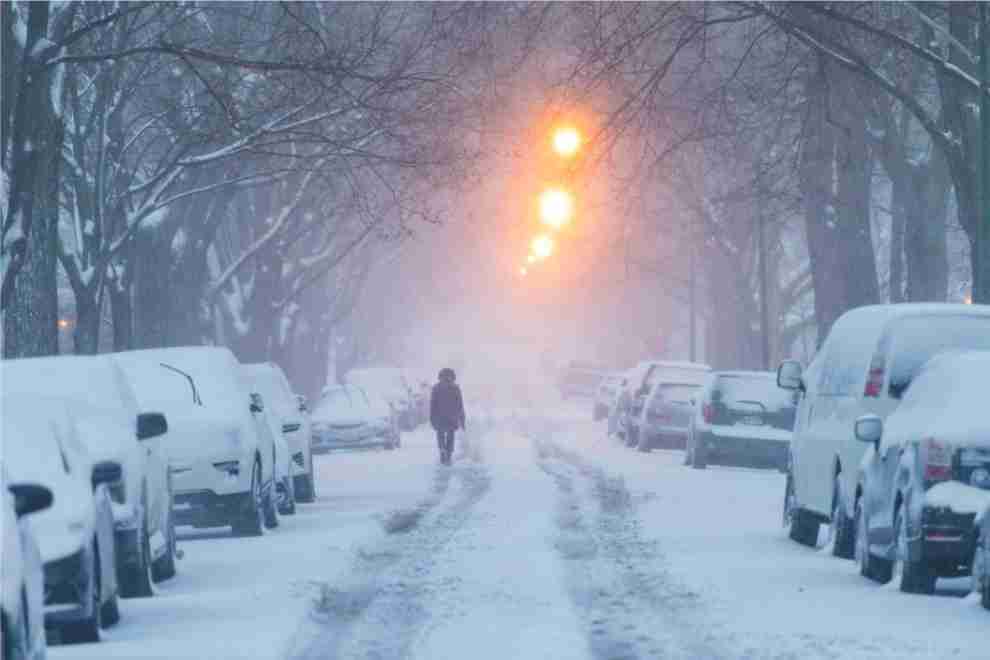 blizzard-in-United-States-emergency-declared-in-many-states-thousands-of-flights-canceled