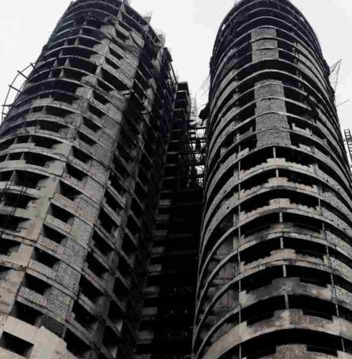 How much explosives would it take to demolish the Noida supertech Twin Towers