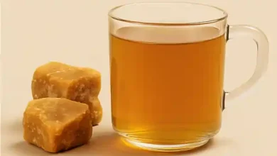 jaggery warm water benefits