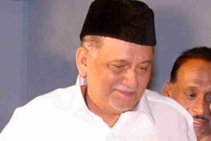 President of Indian Union Muslim League Panakkad Sayed Hyderali Shihab Thangal is after a long illness