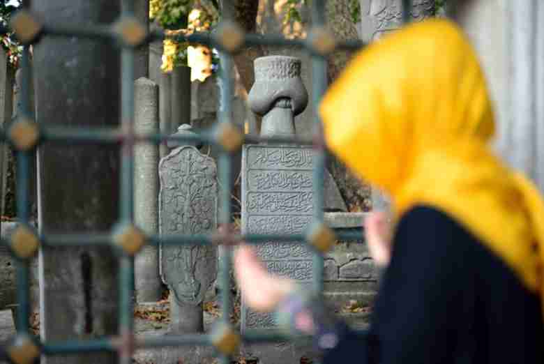 muslims no space for burial in germany