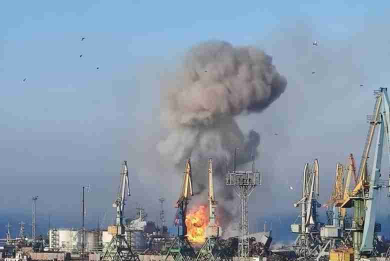 ukraine-resounded-with-loud-explosions-after-a-russian-warship-sank