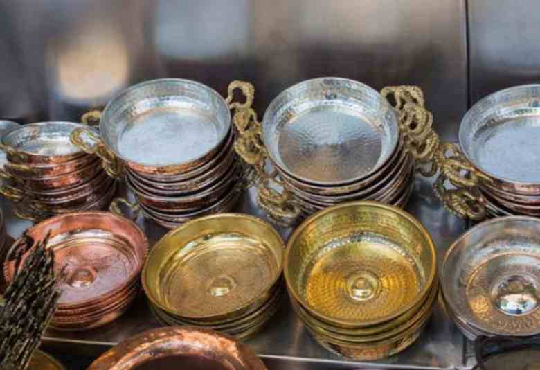 metals used for making cooking vessels