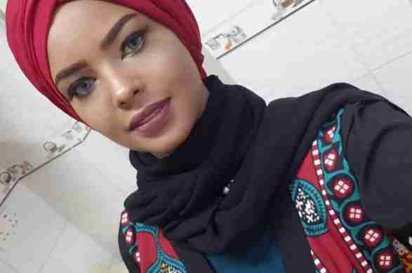 model entisar al hammadi