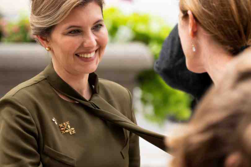 ukraine first lady olena zelenska first lady visits us in military uniform