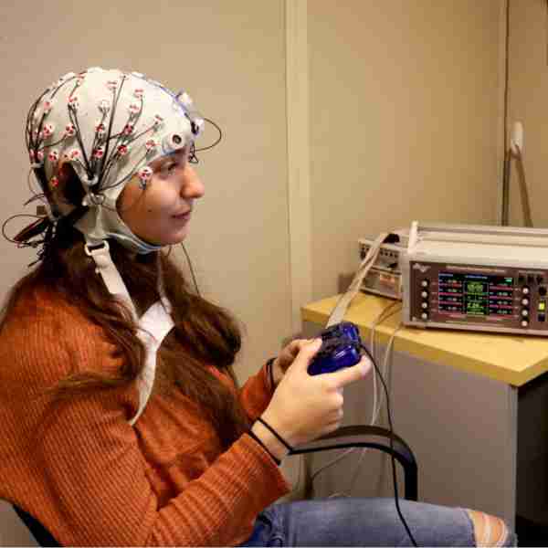 electric shock to brain may improve memory in elderly study