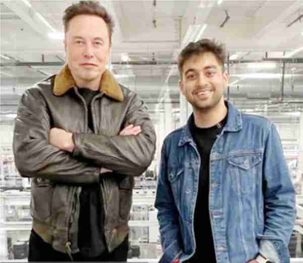 elon musk meets an indian fan