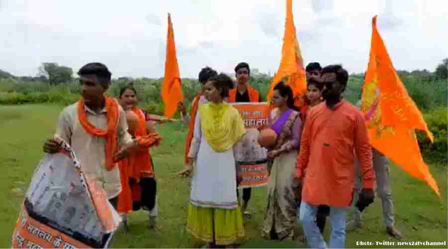the mischief of the hindu mahasabha workers did the parikrama of the taj mahal