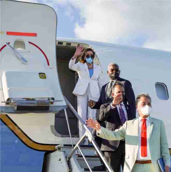 nancy pelosi visit taiwan sets new record for live flight viewing