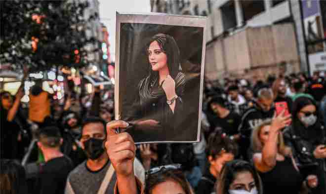 crackdown on anti hijab protest in iran 50 dead