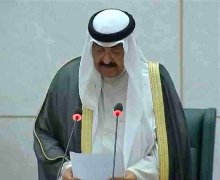 the kuwaiti crown prince recited the holy quran at the meeting of the majlis ummah