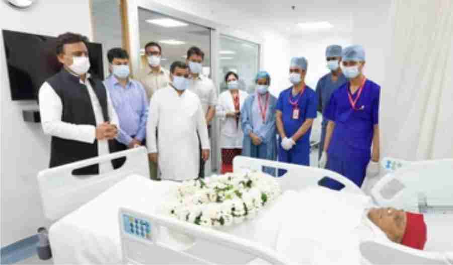 mulayam singh yadav passed away