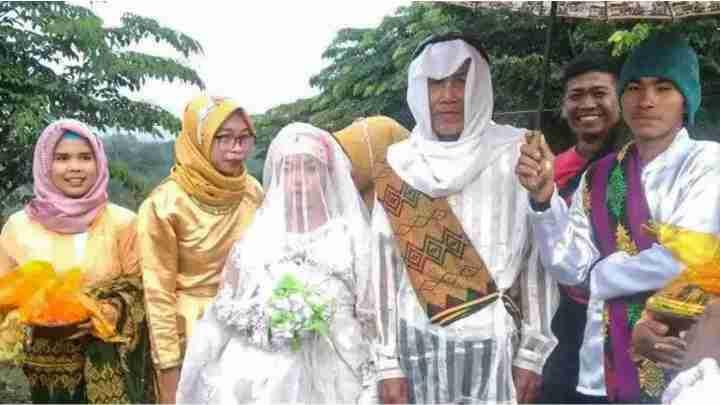 philippine news a 78 year old man marries 18 year old girl purely out of love